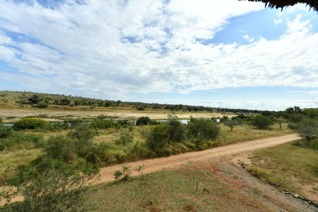 Bona Ngwenya Lodge & Safaris Marloth Park Exterior foto